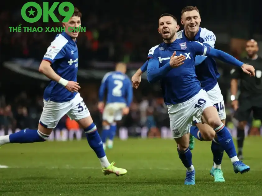 Ipswich khép lại quá trình chuẩn bị bằng chiến thắng 4-2 ngay trên sân Union Berlin Ipswich khép lại quá trình chuẩn bị bằng chiến thắng 4-2 ngay trên sân Union Berlin